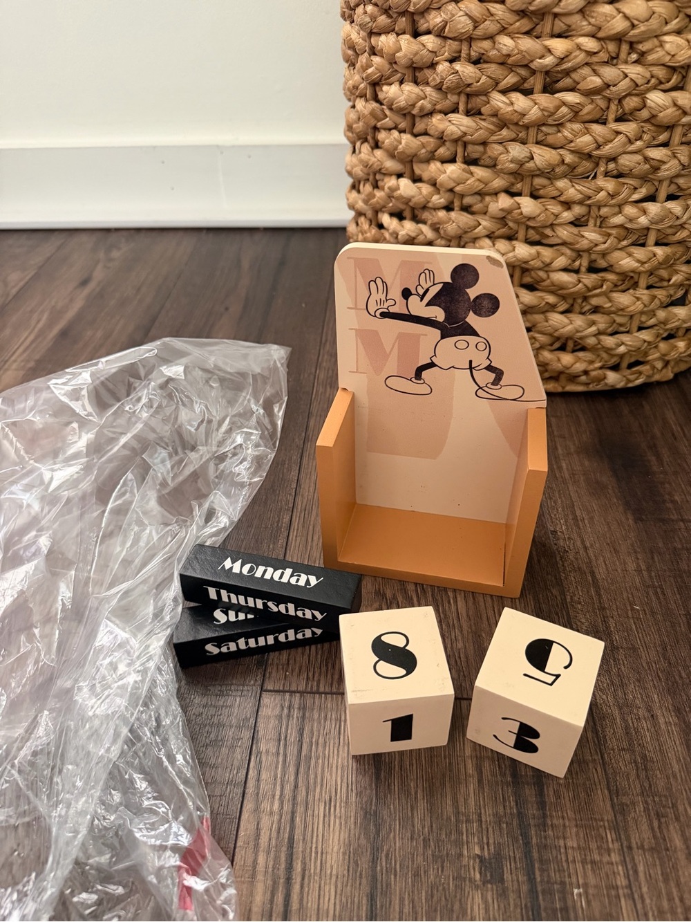 Mickey Mouse Wooden Perpetual Calendar - Peach & Black small chip top corner